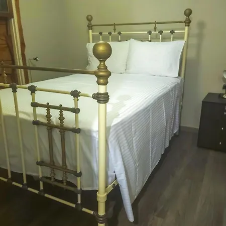 Themis House Vragkaniótika
